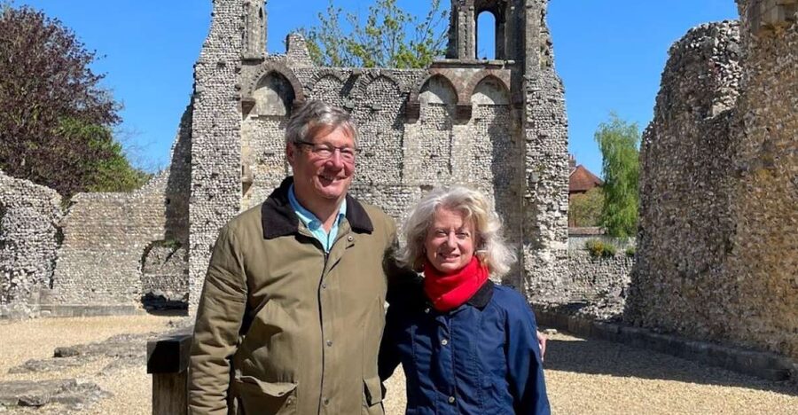 Winchester: Historic Castles and Cathedrals Walking Tour - King Alfred the Great and the city’s earlier identity