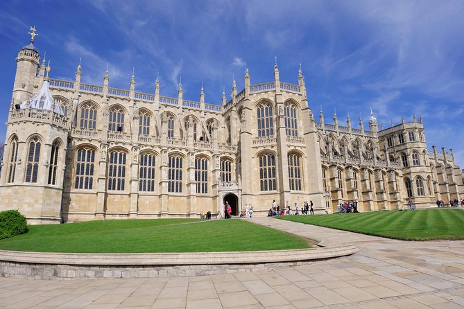 Windsor Castle Half Day Trip from London by Luxury Coach - The State Apartments, grounds, and town