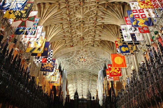Windsor Castle, Stonehenge & Salisbury Cathedral Guided Tour - Returning near Gloucester Road