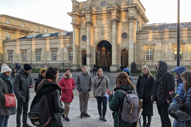 Women and Queer Histories Tour - by Uncomfortable Oxford™ - The Clarendon Building and policing women