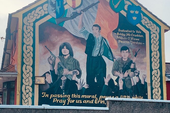 World Famous Belfast City Centre Black Cab/Taxi Tour 2 Hours - Crumlin Road Gaol and the prison story