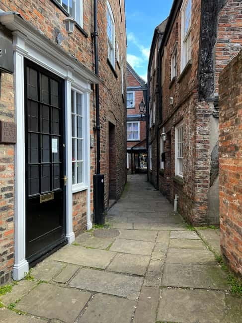 York’s Snickelways Story Walking Tour - Key points at a glance