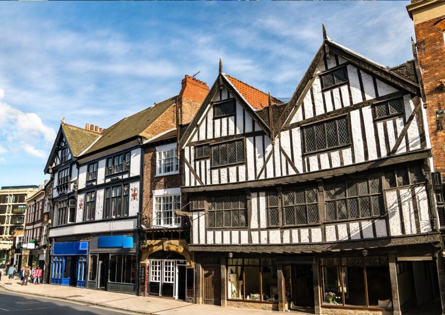 York: Witches and History Old Town Walking Tour - Meeting a witch at Whip-Ma-Whop-Ma-Gate
